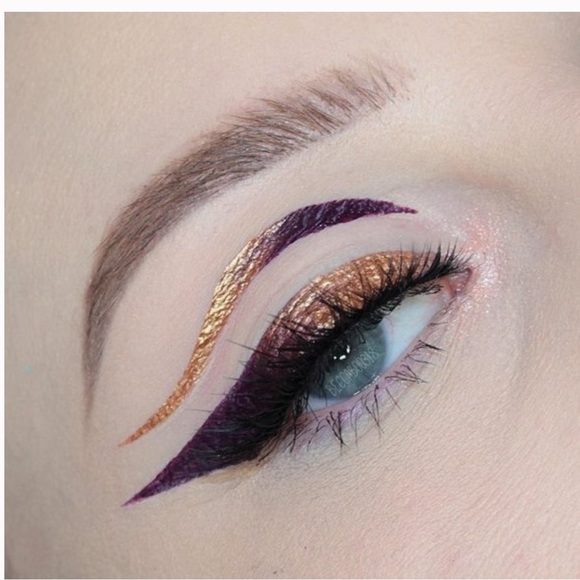Mac Liquidlast 24-hour Waterproof Gold Eyeliner - Naked Bond - Picture 5 of 7